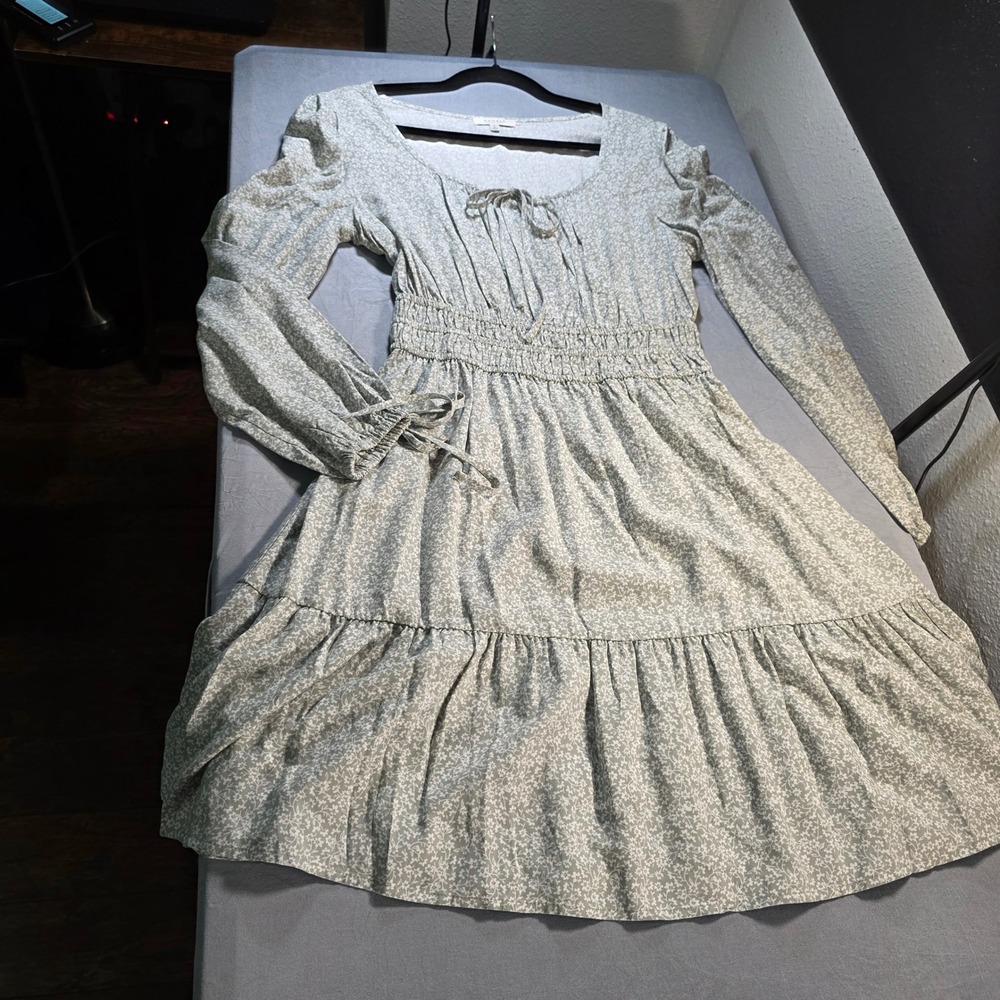 Angels Forever Young Sage‎ Green Floral Smocked Mini Dress Long Sleeve NWT Small